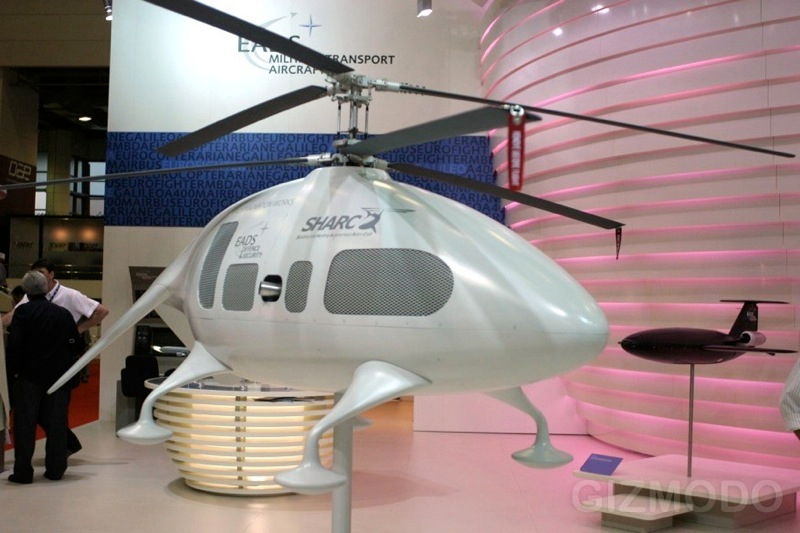 Illustration for article titled Dubai Air Show Has Most Amazing Aircraft and Weapon Models Ever